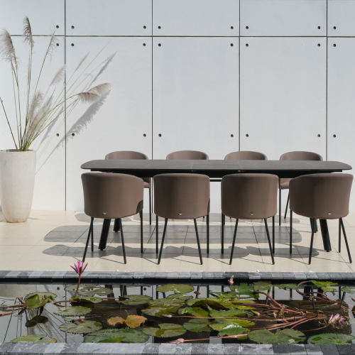 ZUPY Extension Table & Dining Chair