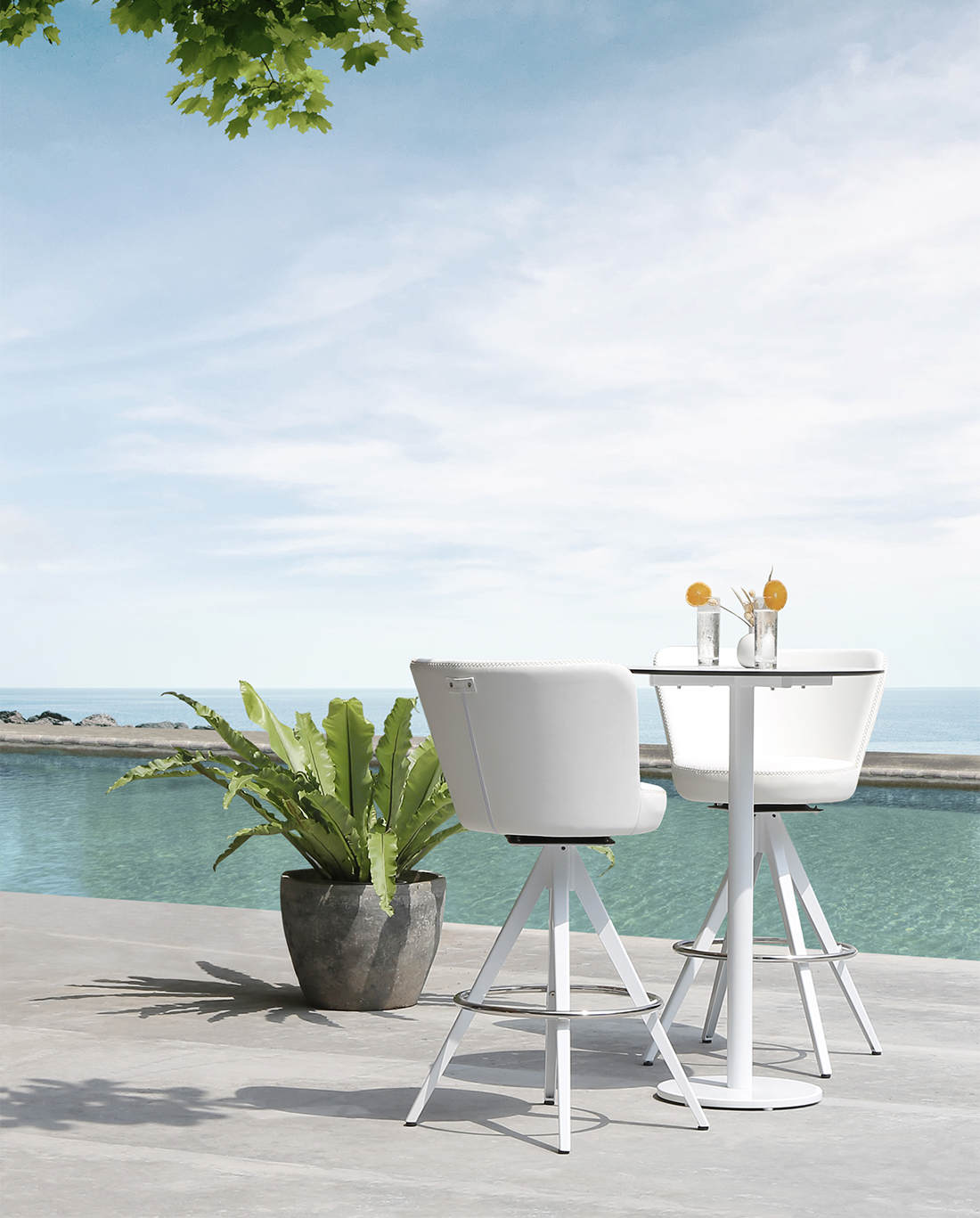 STIZZY Pedestal Bar Table & Swivel Bar Chair Ambient Images