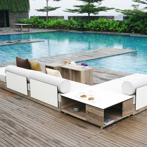 AIKO Configuration 7 & Table Small Large