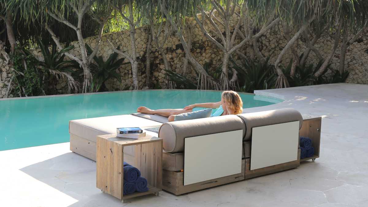 AIKO_lounger_rolling_table_S_2_med