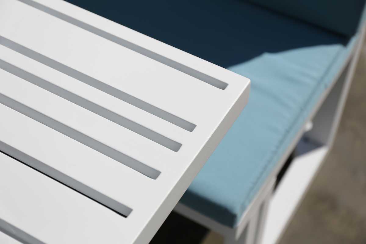 SOMBRERO_dining_booth_detail_4_med