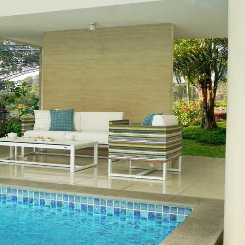 STRIPE Sofa & MONO Long Table