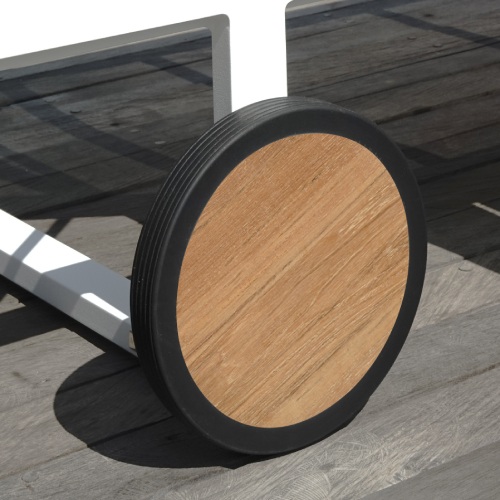 ALLUX Lounger Wooden Wheels Detail