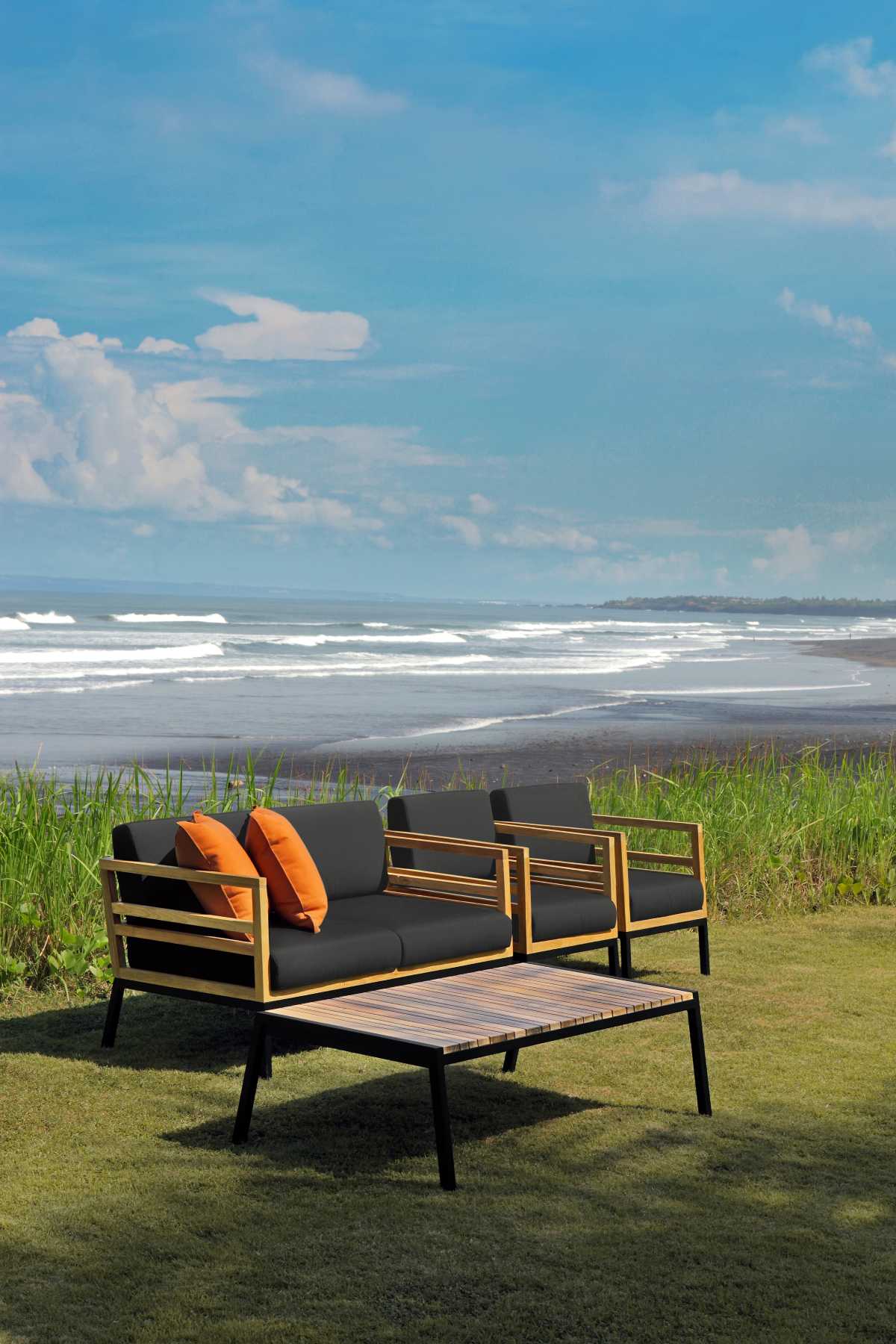 ZUDU_lounge_1_&_2_seater_(a)_med