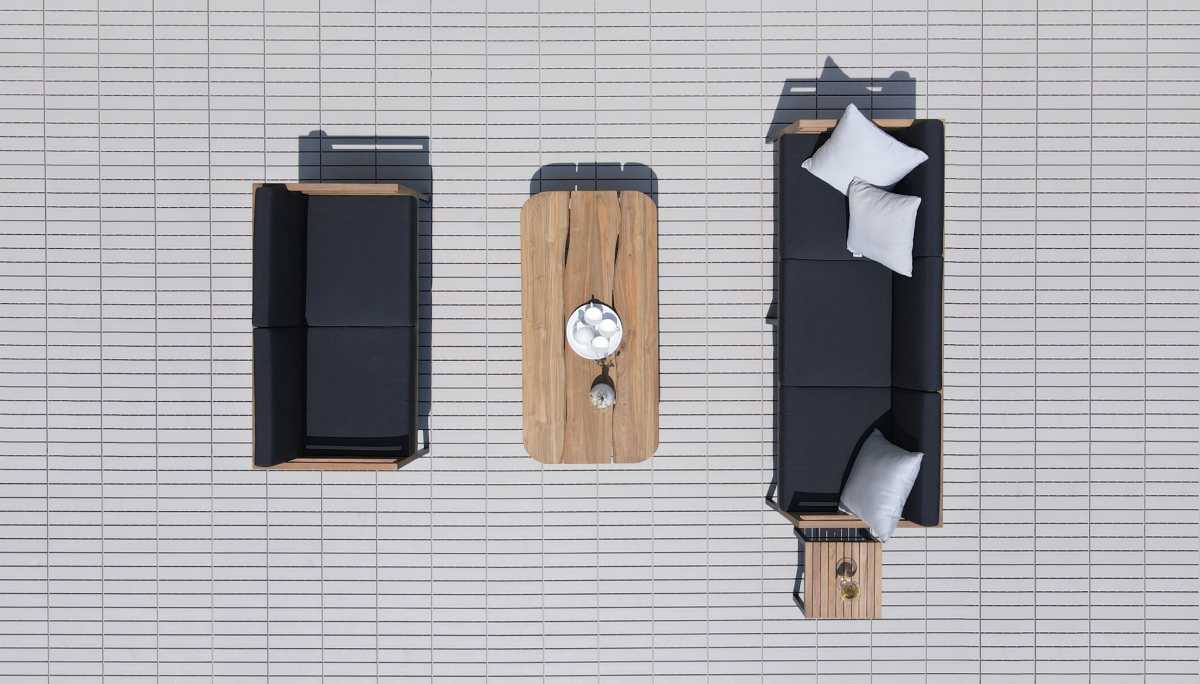 ZUDU_lounge_2_seater_3_seater_&_TITAN_coffee_table_med