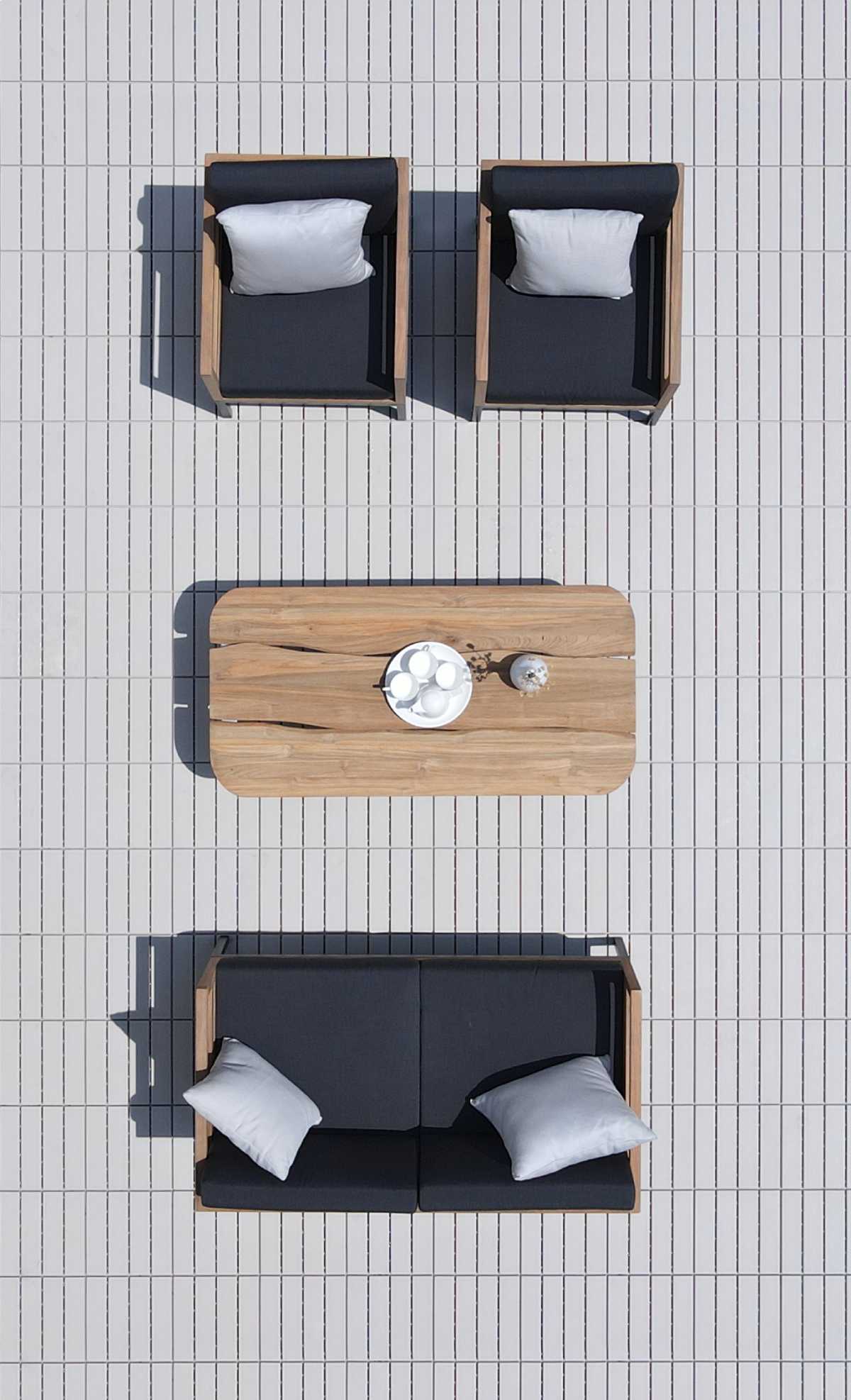 ZUDU_lounge_2_seater_3_seater_med